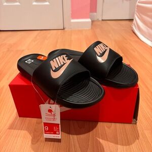 Nike Men’s Victori One Black and Gold Slide Sandals (NEW)